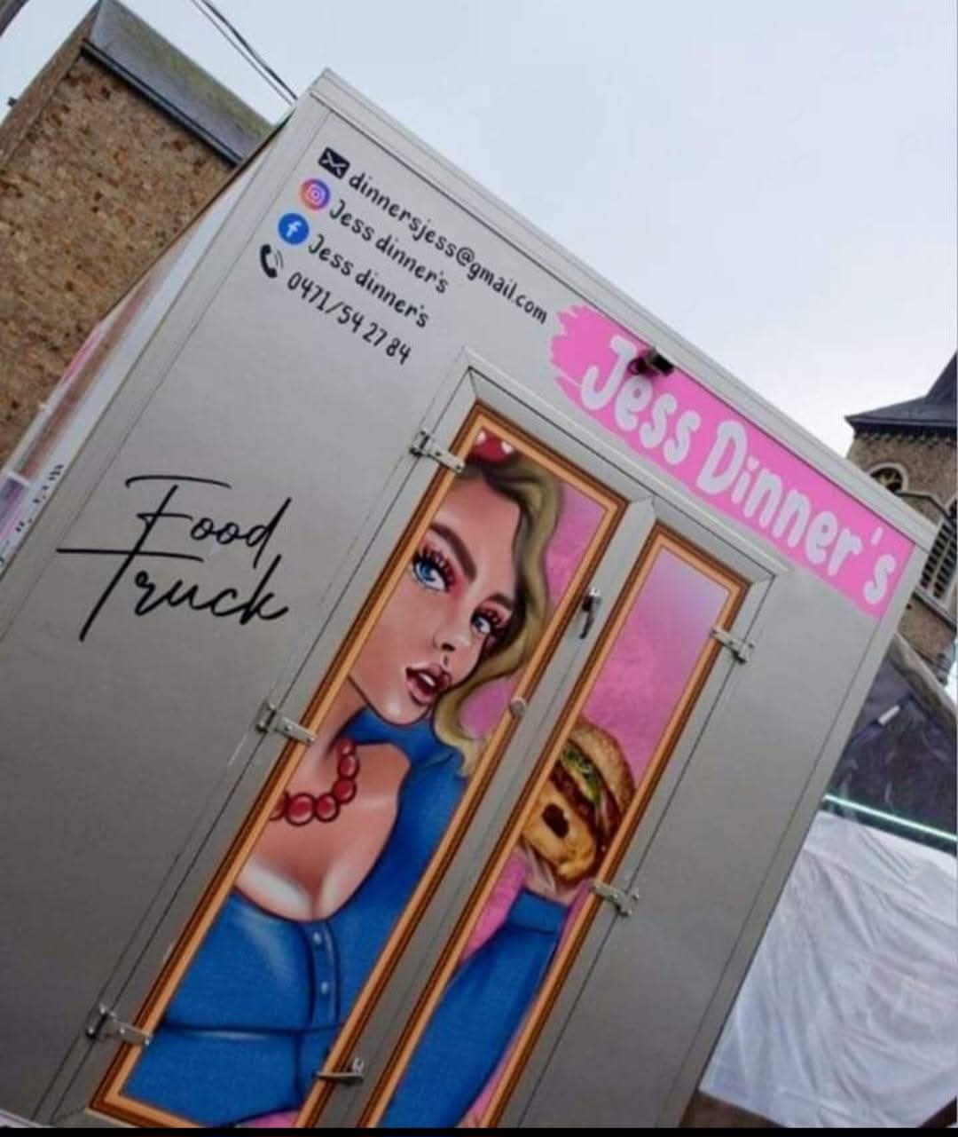 Le food truck Jess Dinner's et sa fresque pin-up